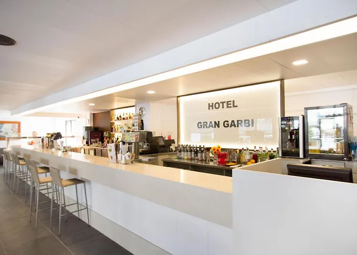 Gran Garbi & Aquasplash Hotel 4*