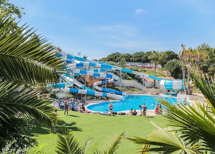 Gran Garbi & Aquasplash Hotel