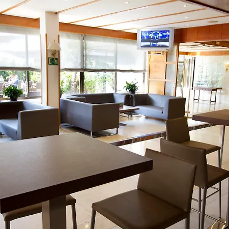 Szálloda Gran Garbi & Aquasplash Lloret de Mar