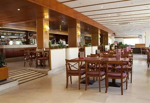 Gran Garbi & Aquasplash Hotel 4*